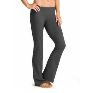 EUC Athleta flared yoga legging in gray